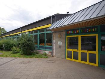 Eingangsbereich der Wendelinusschule in Sechtem